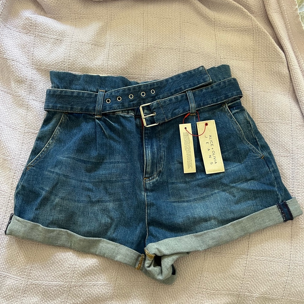 Alice + Olivia Rolled Hem High-Waist Belted Blue Denim Shorts - Picture 2 of 6